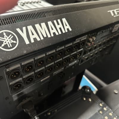 Yamaha TF1 digital mixer