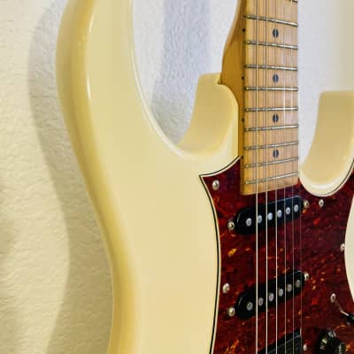Ibanez RX-60 Double Cut Super Strat Style HSS One Piece Maple Neck 1995 - Ivory image 6