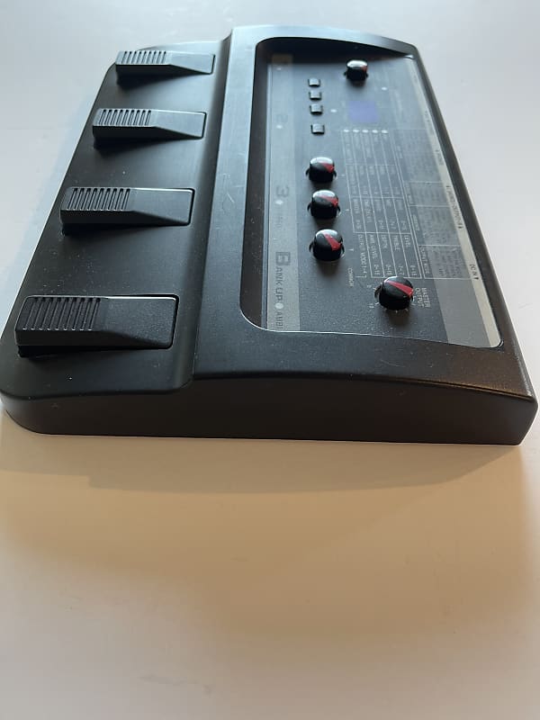 Maxon AM3 AMP MANIA Guitar Amplifier Simulator Effects Pedal