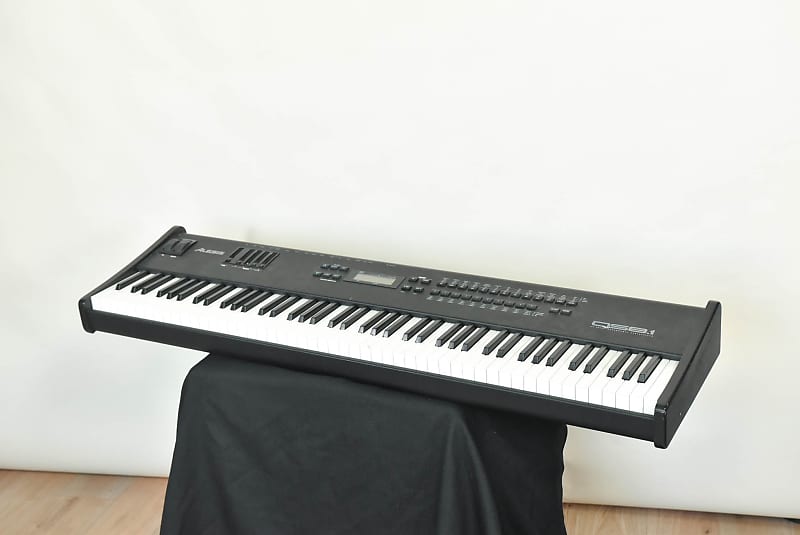 Alesis QS8.1 88-Key 64-Voice Expandable Synthesizer CG003RV image 1