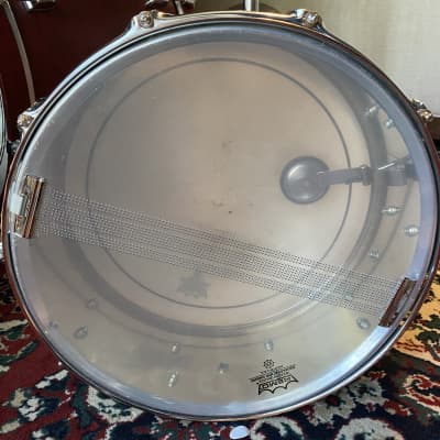 Pearl 14x5 Snare Drum Chrome image 3