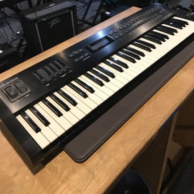 Alesis QS6.1 2000s - Black