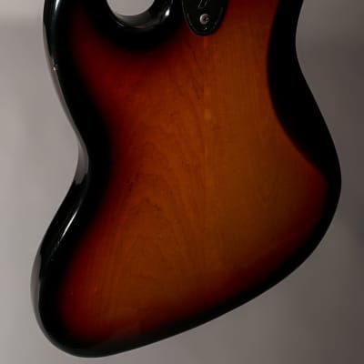 Fender American Vintage '75 Jazz Bass with Rosewood Fretboard 1999 - 3-Color Sunburst image 4