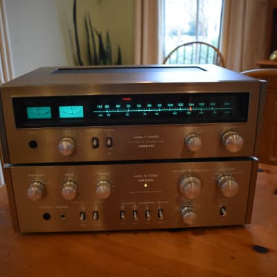 Vintage 1971 Onkyo Integrated Amplifier and AM/FM Tuner - A-7055/T