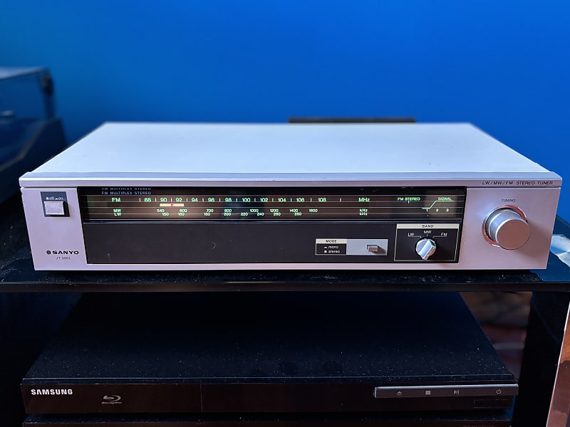 Sanyo JT 300L Sintonizzatore AM/FM Hi Fi Vintage  			