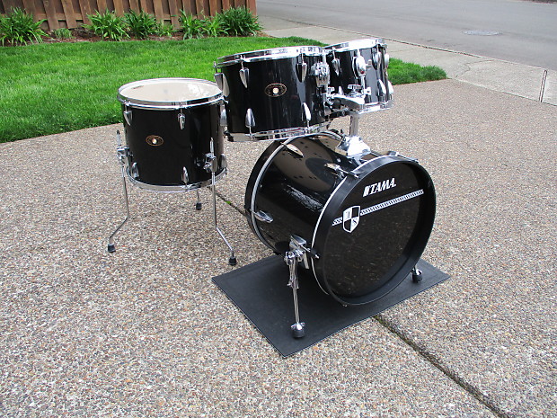 Tama Imperialstar Jazz Bebop Drum Kit 18 Inch Kick Drum Gloss Black Very Clean
