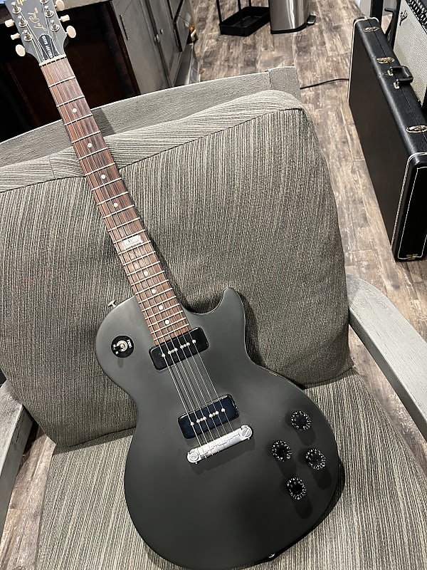 Gibson Les Paul Melody Maker 2014 | Reverb Canada Gibson Les Paul Melody Maker 2014 | Reverb Canada