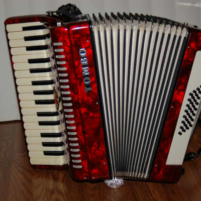 TOMBO - 32 Bass Made in Japan Red High Quality Piano