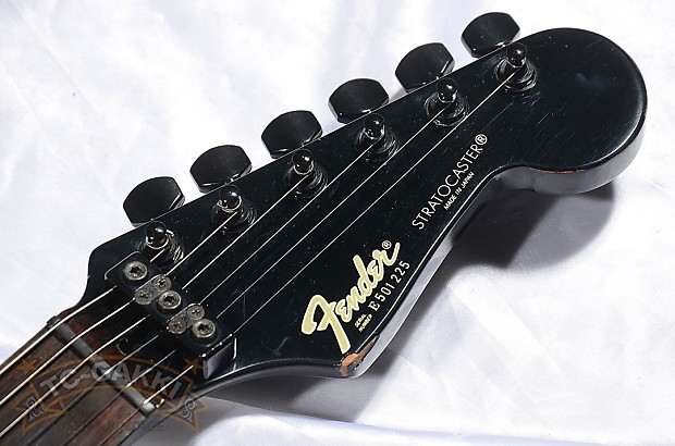 1987 Squier by Fender '62 Stratocaster Electric Guitar