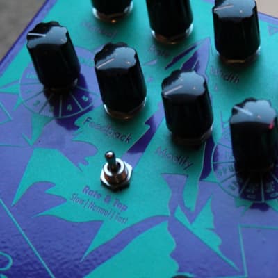 EarthQuaker Devices "Pyramids Stereo Flanging Device" imagen 11
