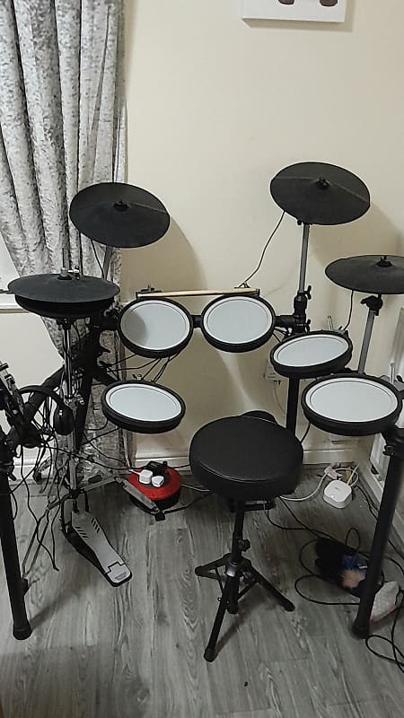 Gear4music DD550 image 1