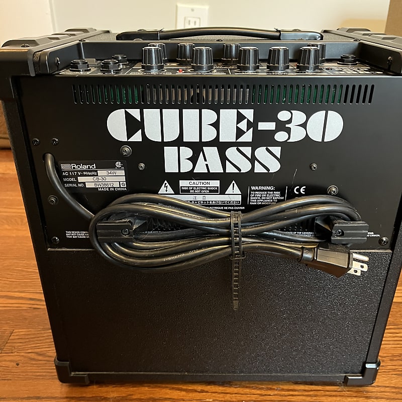 Roland CUBE-30 Bass 30-Watt 1x10