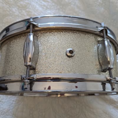 Camco Oaklawn 5x14, 8-lug snare 1960's - sparkle image 7