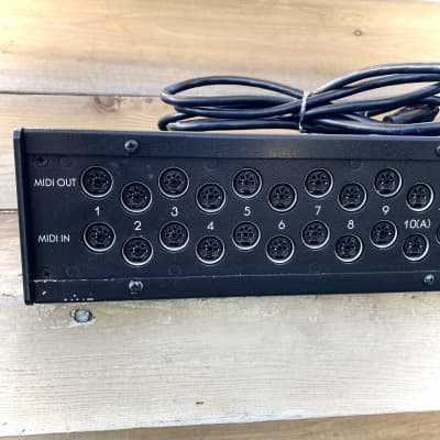 JL COOPER - MSB 16/20 - Programmable MIDI Patchbay - with Manual  - 80s - USA - from the collection of Paul Hoffert image 5