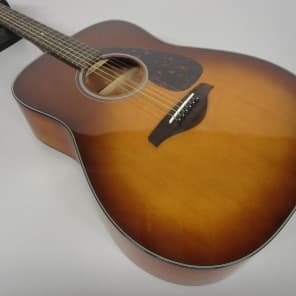 Yamaha fg710s hot sale