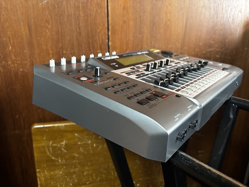 Boss BR-1600 Digital Recorder 2008 | Reverb Canada Boss BR-1600 Digital Recorder 2008 | Reverb Canada