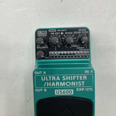 Behringer US600 Ultra Shifter Harmonist Pedal