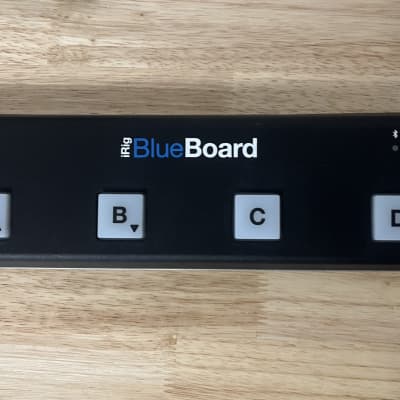 IK Multimedia iRig Blueboard Black with Stealth Expression Pedal 