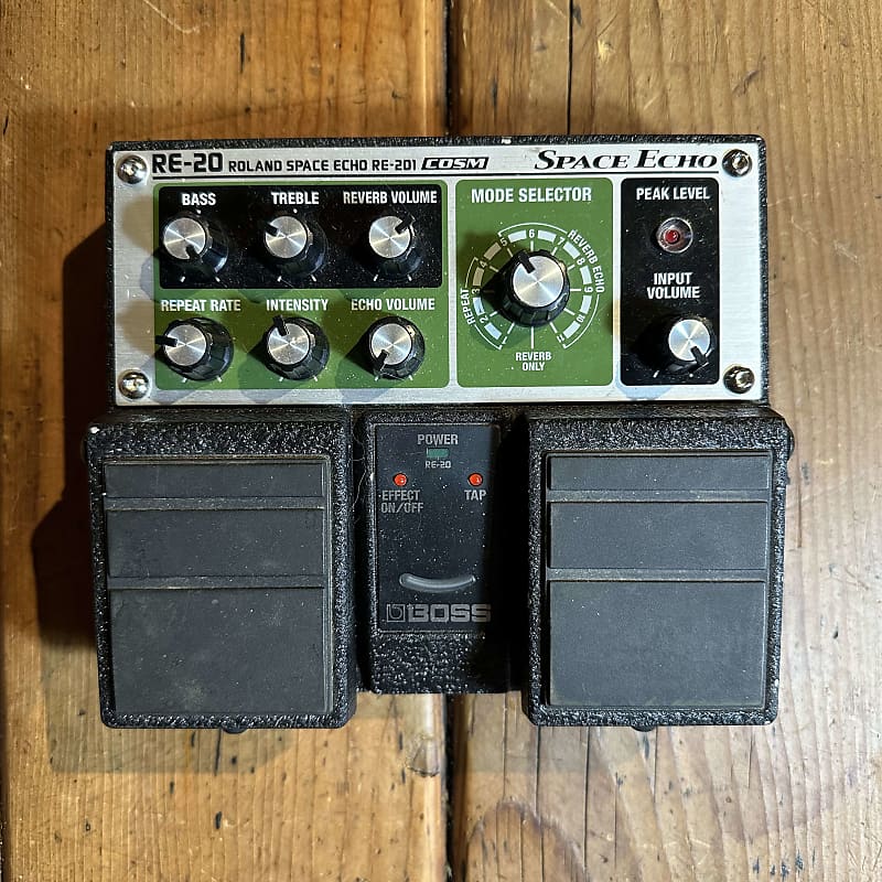 Boss RE-20 Space Echo