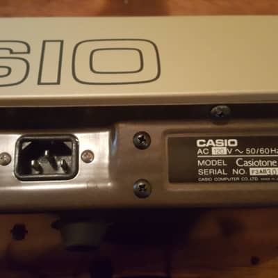 Casio CT-610  1980s image 2
