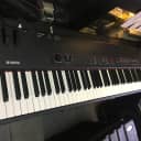 YAMAHA CP33 88 Fully Weighted keys Stage Piano KeyboardCP 33  //ARMENS//