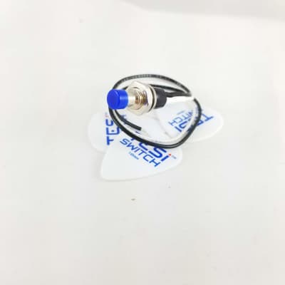 Tesi MICRO 7mm Momentary Push Button Guitar Kill Switch with Blue Cap image 2