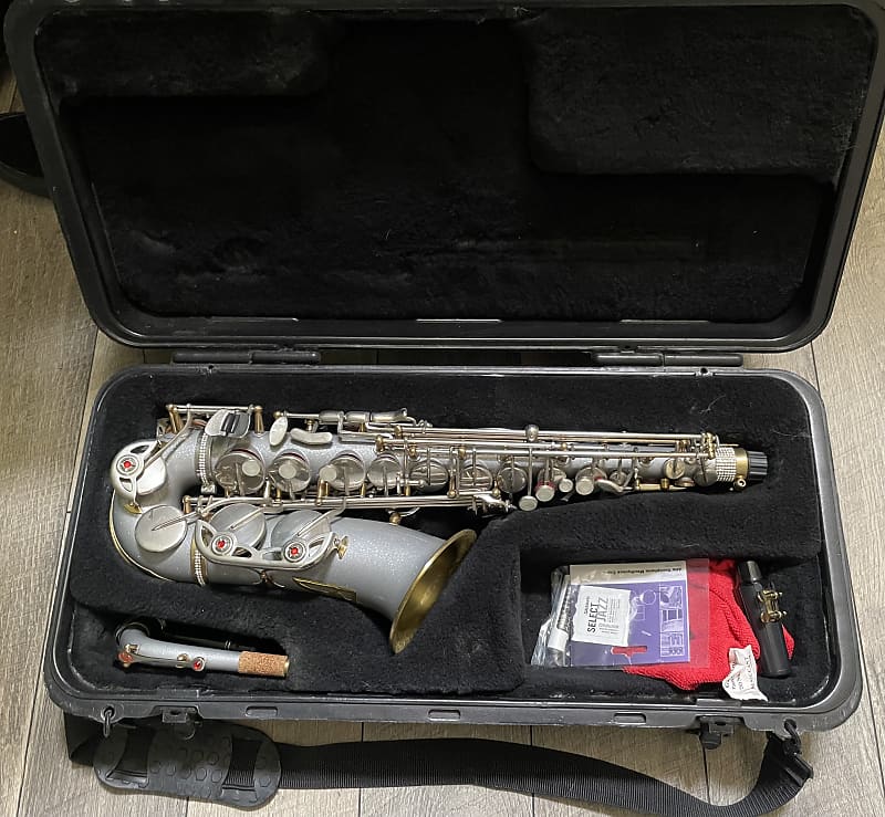 Selmer AS500 USA Custom Alto Saxophone - Ukrainian Trident | Reverb