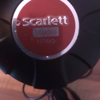 Focusrite  Scarlett Studio HP60 Closed-back headphones image 2