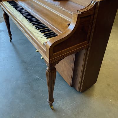 Steinway & sons Piano Vertical. Model F image 2