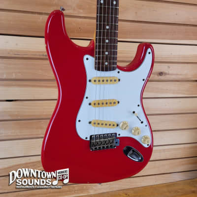 1966FenderMustangRed100608-