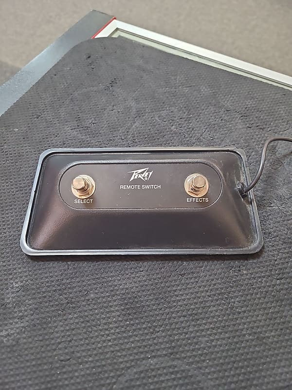 Peavey 2 BUTTON Utility Guitar Effects Pedal (Nashville, Reverb