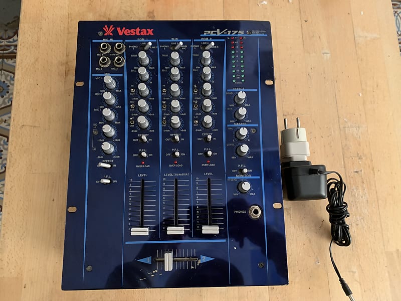 Vestax ベスタクス DJコントローラー DJミキサー PCV-175 Vestax PCV-175 DJミキサー vestax DPH-X1付き！！ Vestax PCV
