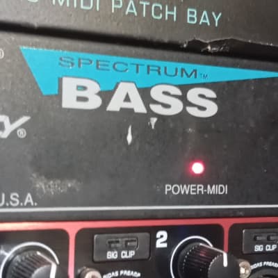 PEAVEY SPECTRUM BASS Digital Phase Modulation Synthesizer (DPM) 1990