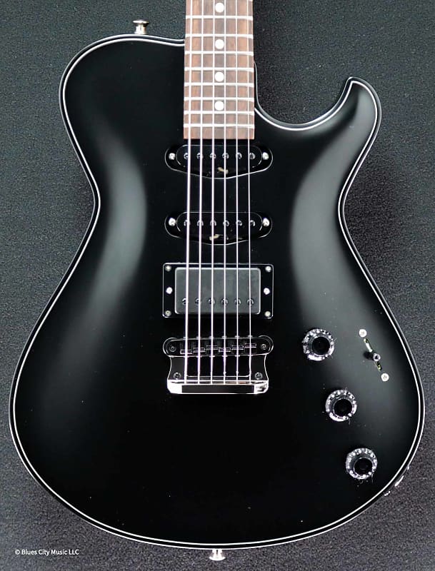Knaggs Guitars - Influence Kenai - Black - HSS image 1