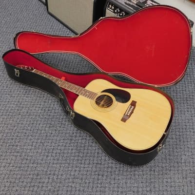 Vintage 1970's Dixon DG21 Dreadnought Acoustic Guitar w/ Case! Made In Japan! RARE! VERY NICE!!! for sale