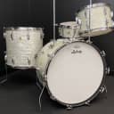 Ludwig 22/13/16/5x14" 60's Super Classic Drum Set - White Marine Pearl