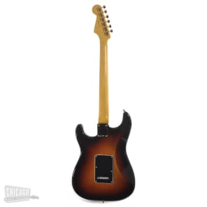 Fender Artist Stevie Ray Vaughan Stratocaster 3-Color Sunburst image 5