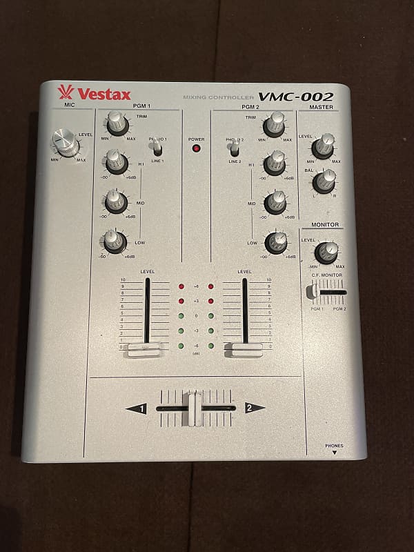 Vestax VMC-002