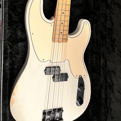 **Upgraded** 2023 Fender Mike Dirnt Road Worn Precision Bass - White Blonde, Maple Fretboard for sale