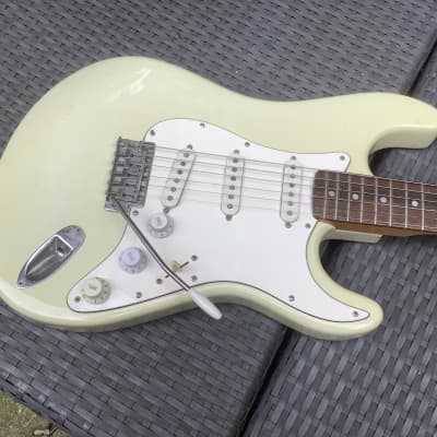Pearl / Made in Japan / vintage 1970’s stratocaster / big CBS headstock image 1
