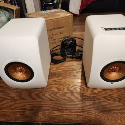 KEF LS50 Wireless II Speakers - Mineral White (Pair) image 1