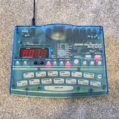 Zoom RhythmTrak RT-123 - Drum Machine