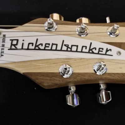 Rickenbacker 330W - Walnut including Case image 7