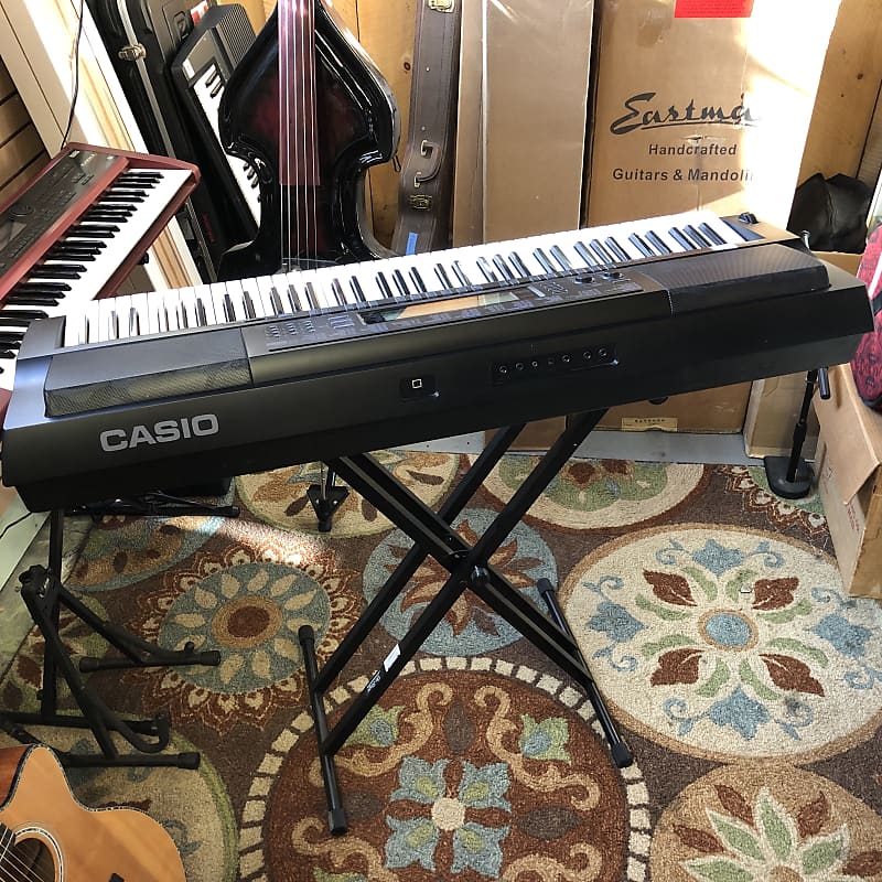 Casio WK 500 76 Key Digital Piano Keyboard Workstation w Power Supply