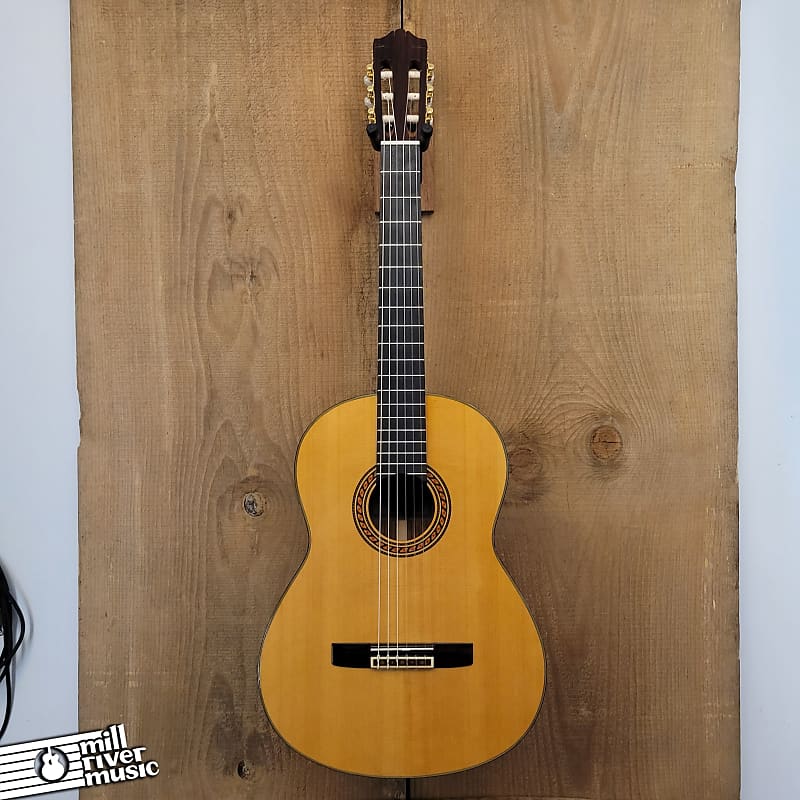 Yamaha cg150sa deals classical guitar