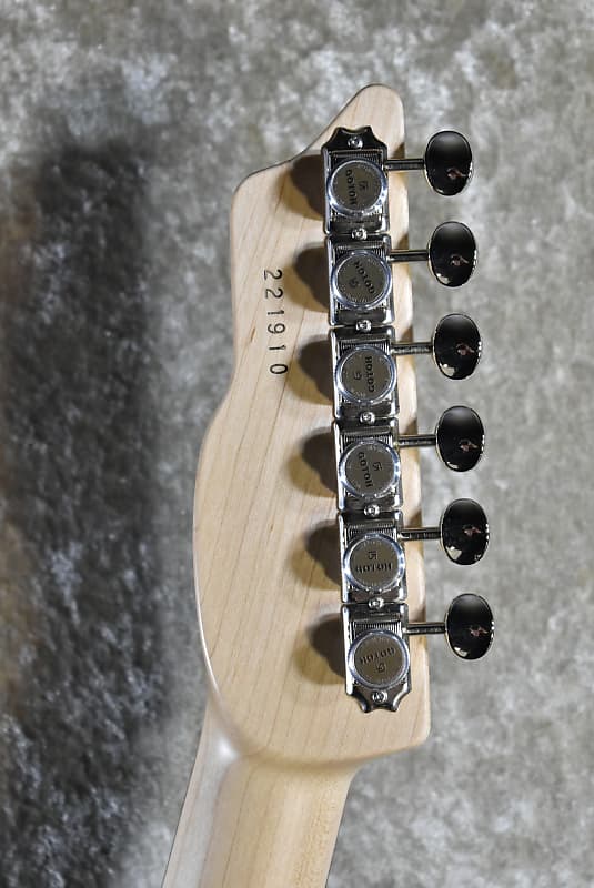 限定版 HSH S-622 Guitars SAITO Jupiter in 3.34kg［2022USED］［Made ギター