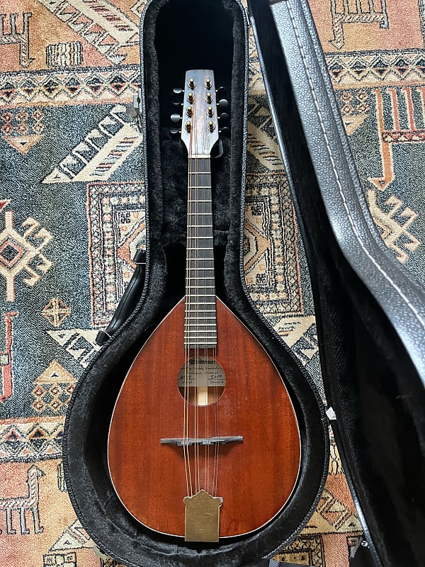 Big Muddy Mandolin M11 w/ golden age hardware & radiused Reverb
