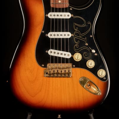 Fender Stevie Ray Vaughan Stratocaster with Pau Ferro Fretboard 1992-1999 |  Reverb