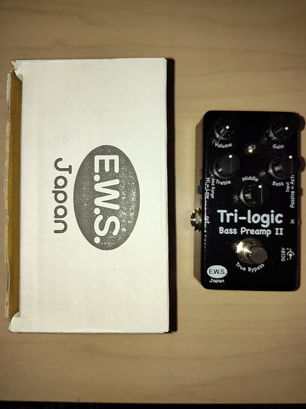 E.W.S. Tri-Logic bass Preamp II 2000s - Black