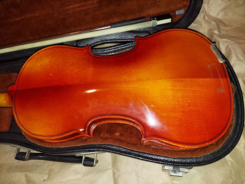 Suzuki Model 220 (1/2 Size) Violin, Japan 1983. Yamaha adjusted